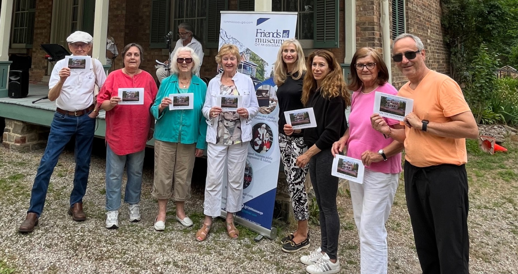Sue with Directors of the Friends of the Museums of Mississauga, at the ‘On the Verandah’ Summer Concert Series 2022 at Benares Museum